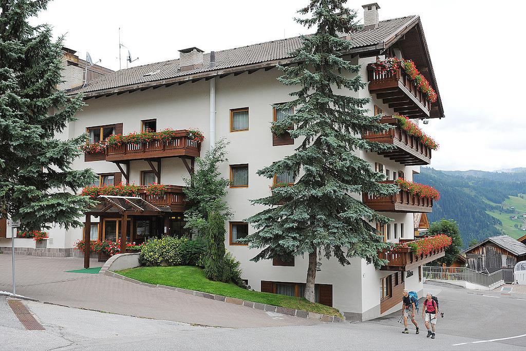 Apartments Antares Кольфоско Екстер'єр фото